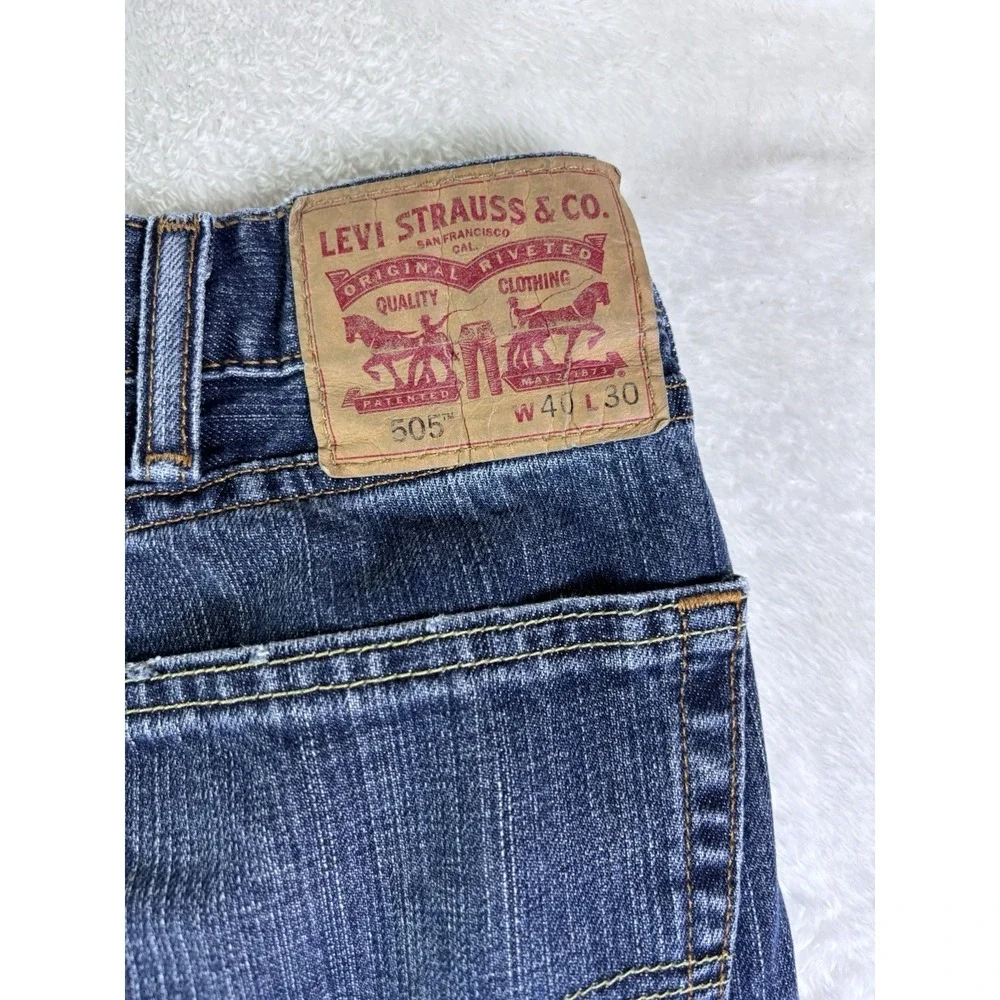 Levi's 505 Regular Fit Jeans Mens 40x30 Blue Medium Wash Straight Leg Denim